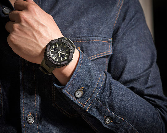 Casio G-Shock GST-W130BC-1A3