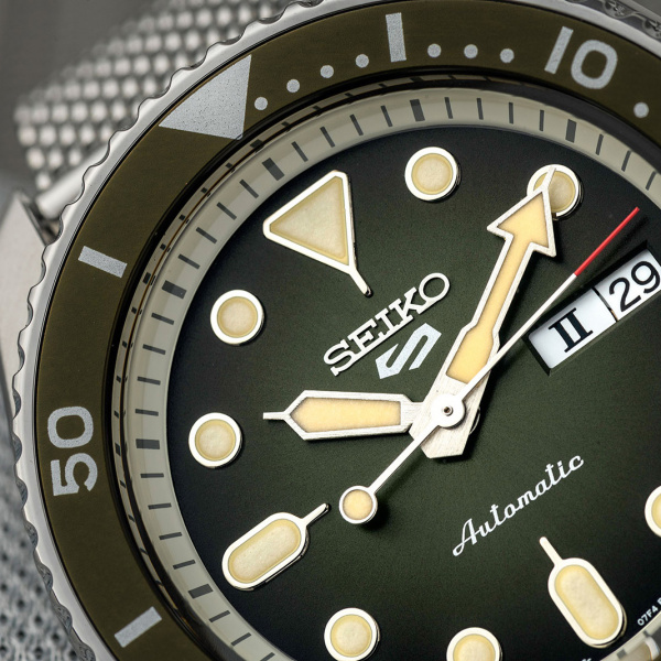 Seiko 5 Sports SRPD75K1