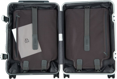 RIMOWA Hybrid Cabin S  883.52.62.4.0.1