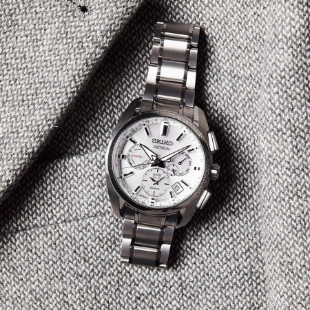 Seiko Astron SSH063J1