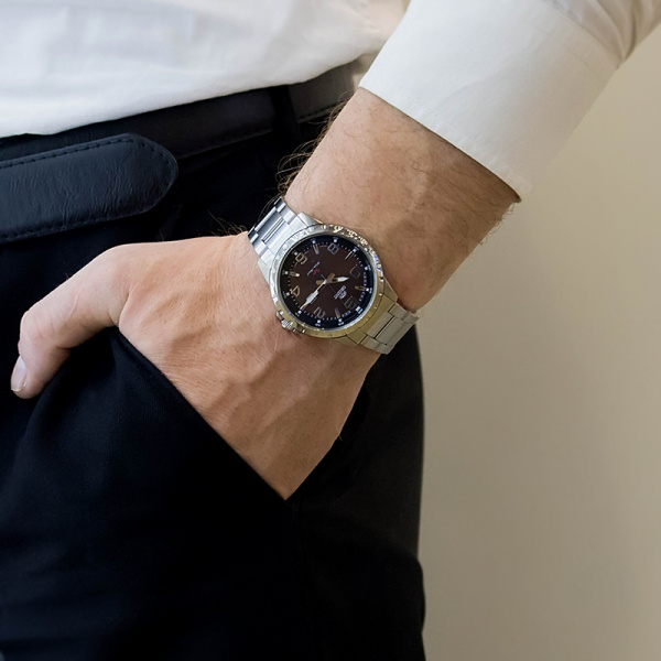 Orient Sporty Quartz UNG3001T