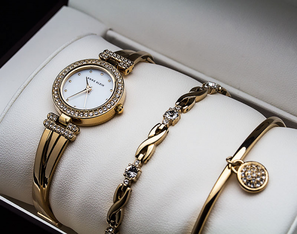 Anne Klein Time to Charme 1868GBST
