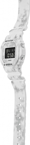 Casio G-Shock DW-5600GC-7E