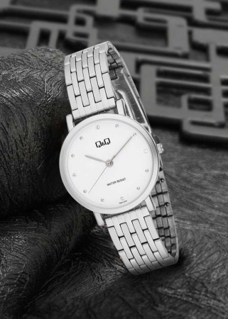 Q&Q Casual QA21-221